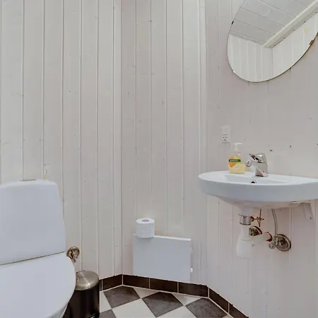 Holiday home Awesome In Haderslev With Wifi *
