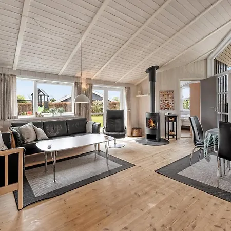 Holiday home Chr Jacobsensvej