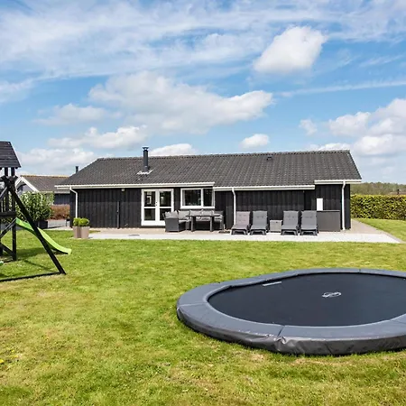 Holiday home Chr Jacobsensvej