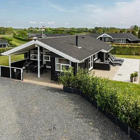 Holiday home Chr Jacobsensvej